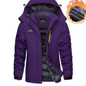 XL Waterproof Fleece Lined Jacket for women.